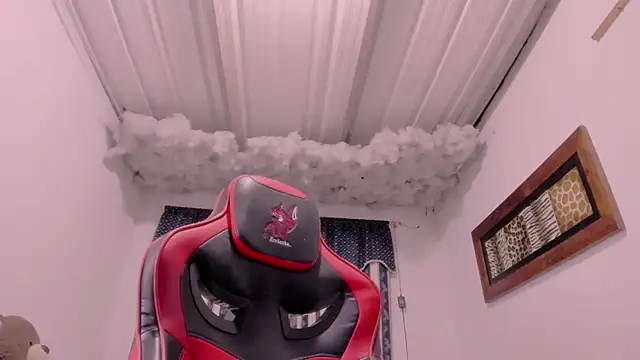 Lauu G online show from 28, 9, 2025