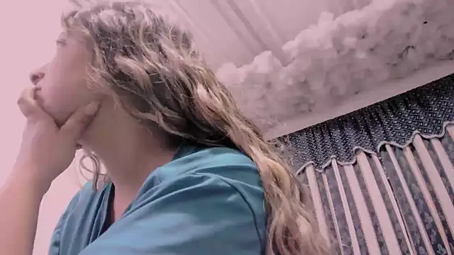 Lauu G online show from 24, 9, 2025