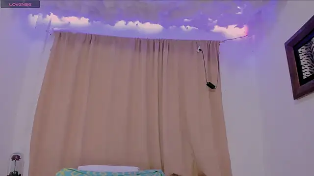 Lauu G online show from 7, 3, 2025