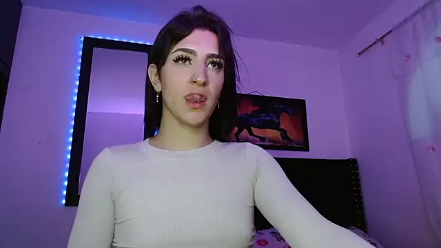 Triana Damelio online show from 3, 10, 2025