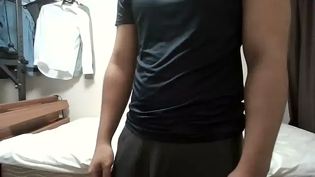 YU-KI00 online show from 21, 9, 2025