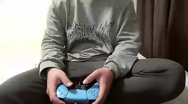 YU-KI00 online show from 12, 3, 2025