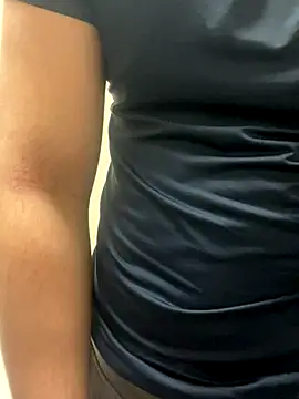 YU-KI00 online show from 28, 11, 2025