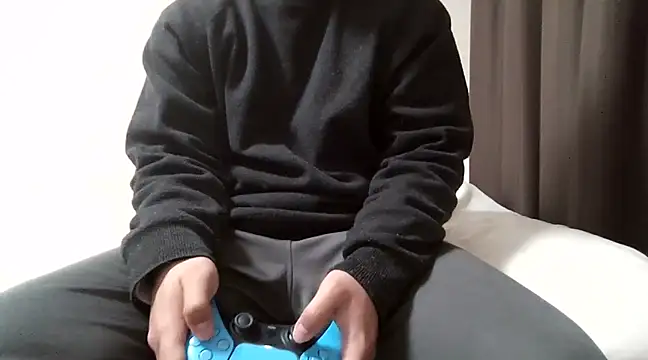 YU-KI00 online show from 9, 3, 2025