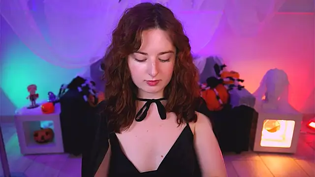 AnnTerry  online show from 31, 10, 2025