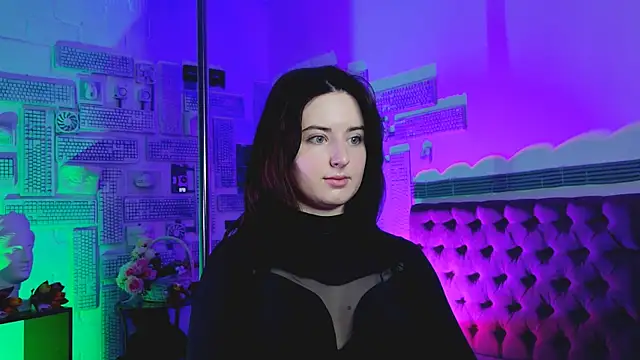 AnnTerry  online show from 18, 3, 2025