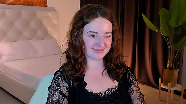 AnnTerry  online show from 15, 10, 2025