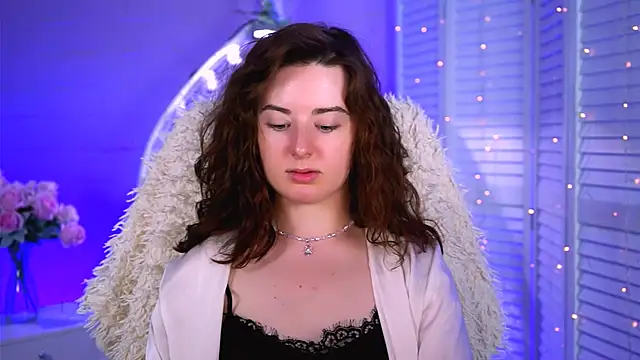 AnnTerry  online show from 14, 10, 2025