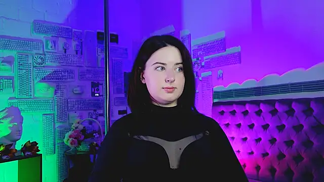 AnnTerry  online show from 18, 3, 2025