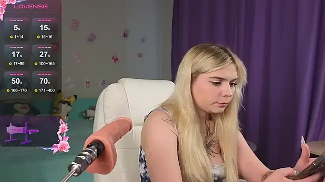 Kate Legend online show from 2, 11, 2025