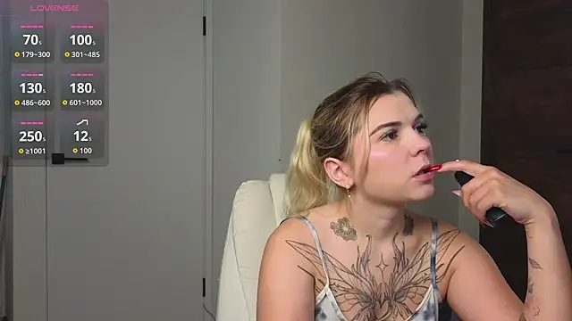 Snapshot of Kate_Legend chatting on 18, 7, 2026 Kate Legend online show from 18, 7, 2026