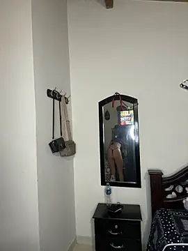 emilie xx  online show from 13, 3, 2026