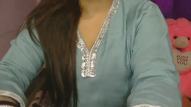 cutie-taara online show from 26, 2, 2026