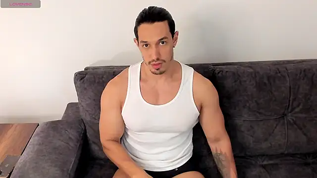 Lorenzoferrec online show from 16, 12, 2025