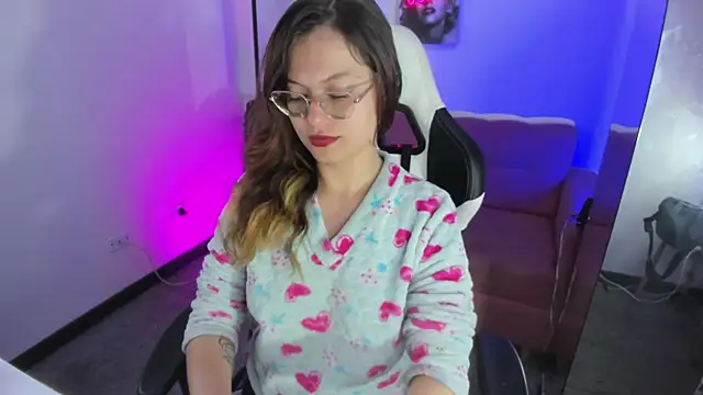 blackberrys  online show from 30, 11, 2025