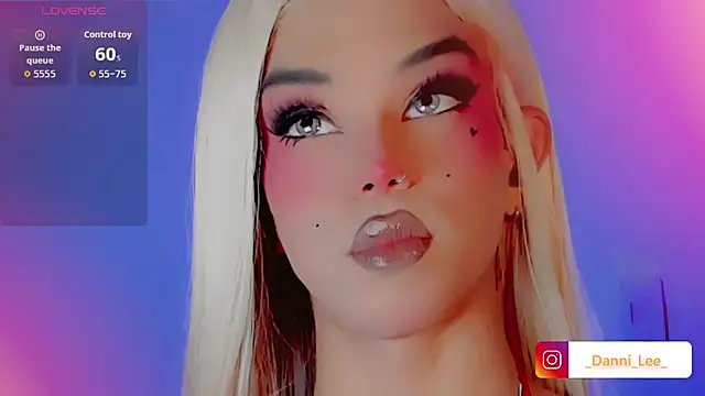 DanniLee  online show from 16, 11, 2025