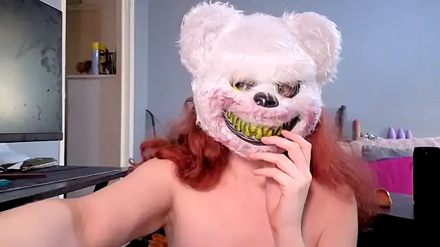 ENGLISHEMILY 69 online show from 13, 11, 2025