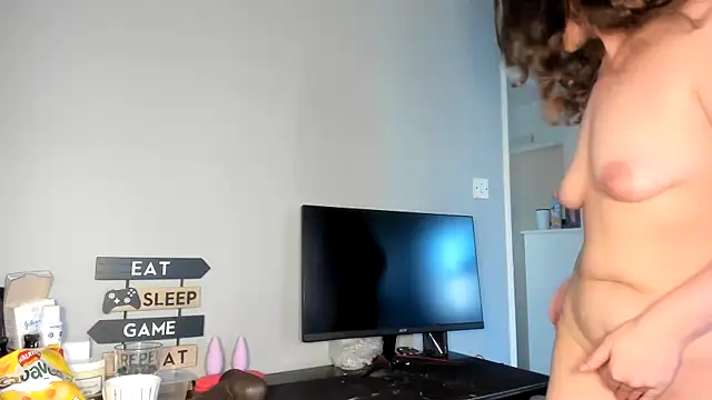 ENGLISHEMILY 69 online show from 20, 3, 2025