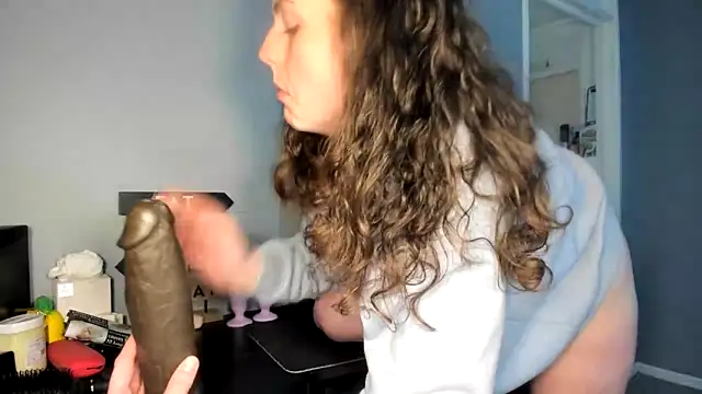 ENGLISHEMILY 69 online show from 12, 3, 2025