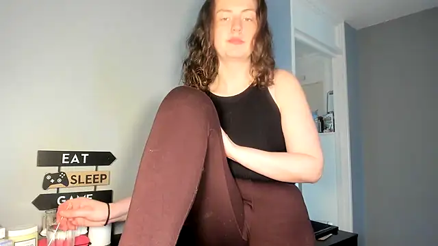 ENGLISHEMILY 69 online show from 10, 3, 2025