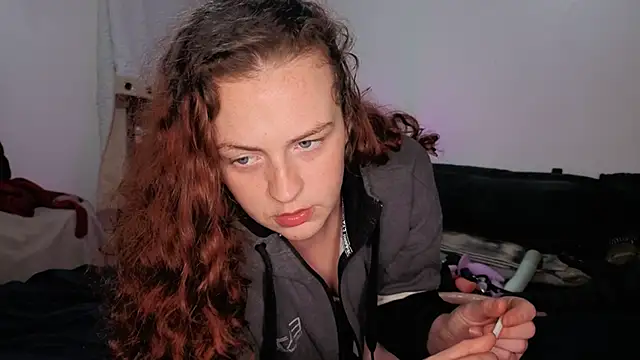 ENGLISHEMILY 69 online show from 28, 2, 2026