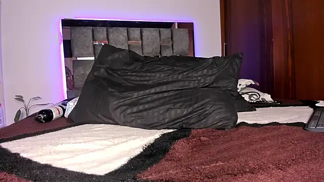 Snapshot of Carol_M8 chatting on 18, 3, 2025 Carol M8 online show from 18, 3, 2025