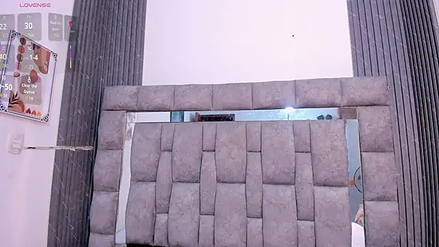 zulyjones online show from 17, 10, 2025