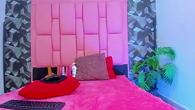 Brithanyslim online show from 13, 1, 2026