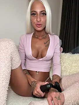 mrs skinny goddess online show from 17, 5, 2026