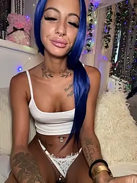 Snapshot of mrs_skinny_goddess chatting on 5, 7, 2026 mrs skinny goddess online show from 5, 7, 2026