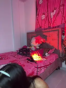 Snapshot of EmySofia chatting on 13, 2, 2026 EmySofia online show from 13, 2, 2026