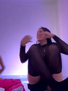 EmySofia online show from 9, 9, 2025