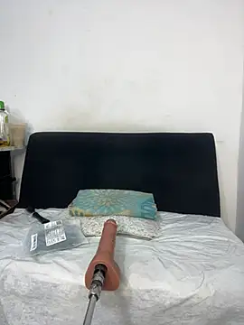 chiquimaturesexy online show from 17, 6, 2026