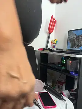 chiquimaturesexy online show from 15, 10, 2025