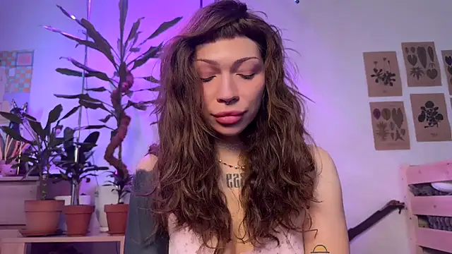 PaulaPratt online show from 12, 9, 2025