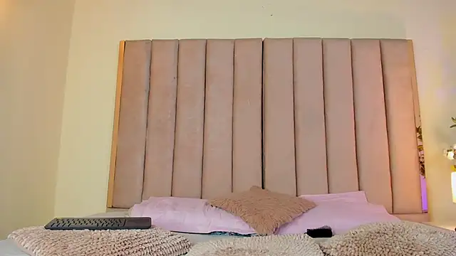 VICTORIA RASH online show from 12, 3, 2026