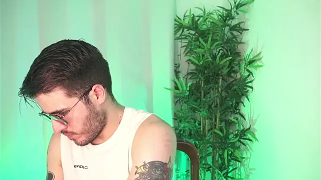 Tony Wylie online show from 10, 4, 2026