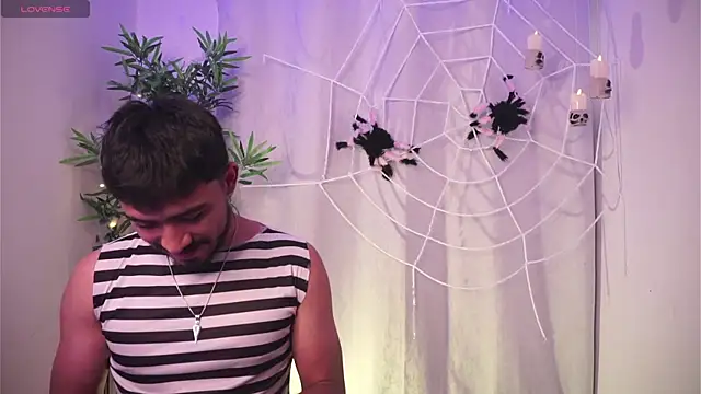 Tony Wylie online show from 27, 10, 2025