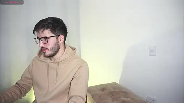 Tony Wylie online show from 23, 9, 2025