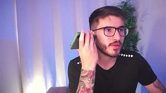 Snapshot of Tony_Wylie chatting on 5, 2, 2026 Tony Wylie online show from 5, 2, 2026