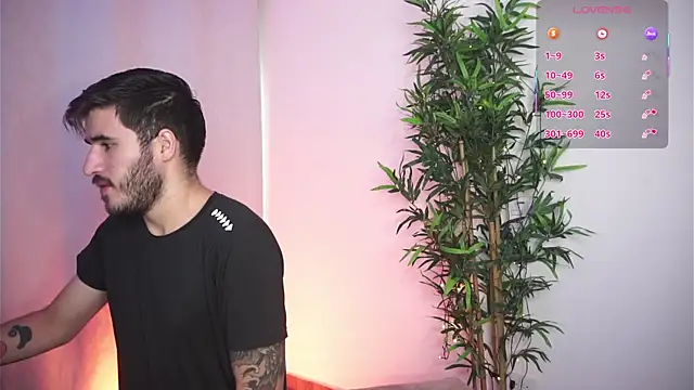 Tony Wylie online show from 7, 10, 2025