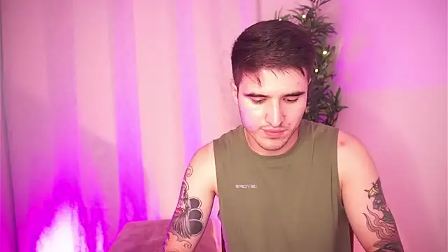 Snapshot of Tony_Wylie chatting on 11, 2, 2026 Tony Wylie online show from 11, 2, 2026