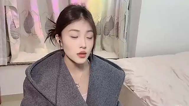 Snapshot of Vania-818- chatting on 12, 1, 2025 Vania-818- online show from 12, 1, 2025