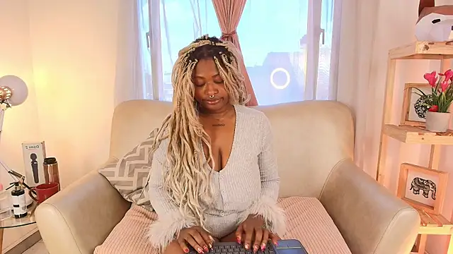 justnala  online show from 13, 3, 2026