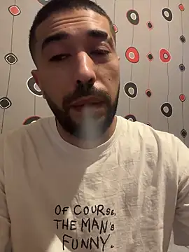 Snapshot of djtimka chatting on 28, 9, 2025 djtimka online show from 28, 9, 2025