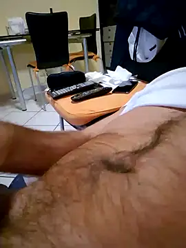 1talianBeutifulCock online show from 12, 2, 2025