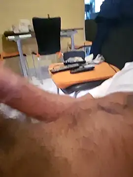 1talianBeutifulCock online show from 13, 10, 2025