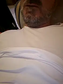 1talianBeutifulCock online show from 19, 10, 2025