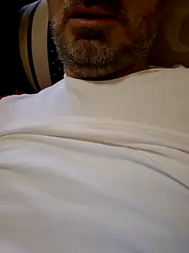 1talianBeutifulCock online show from 14, 2, 2025