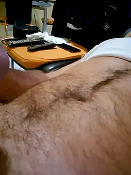 1talianBeutifulCock online show from 17, 2, 2025